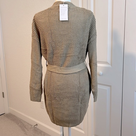NWT Cozy Waffle Knit Crewneck Sweater Dress with Belt Tan Size Medium - Picture 8 of 15